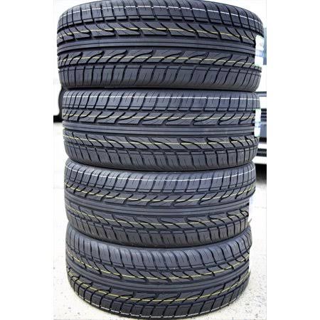 Set of 4 High Performance Tires Y625044