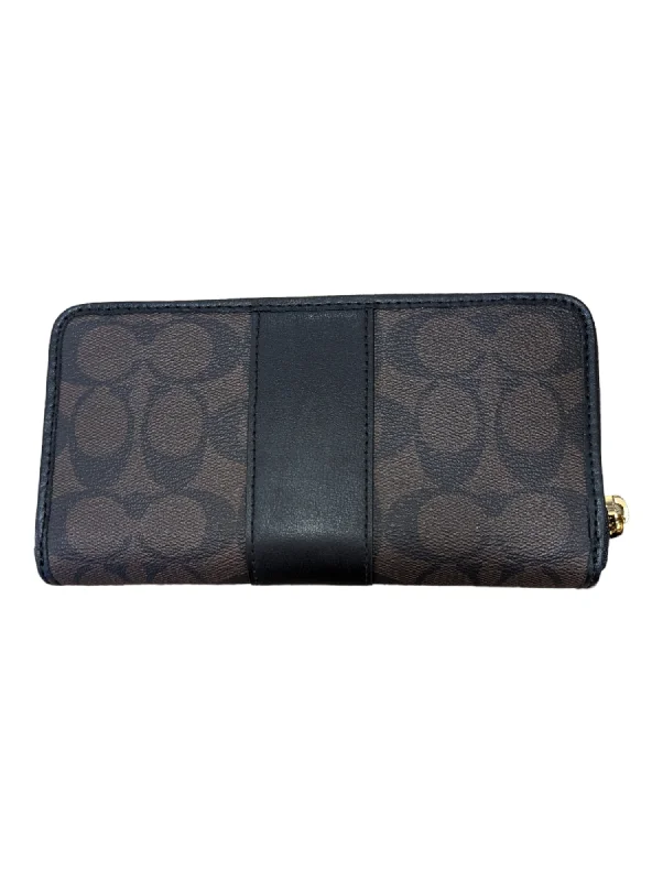 Wallet Designer By Coach  Size: Medium