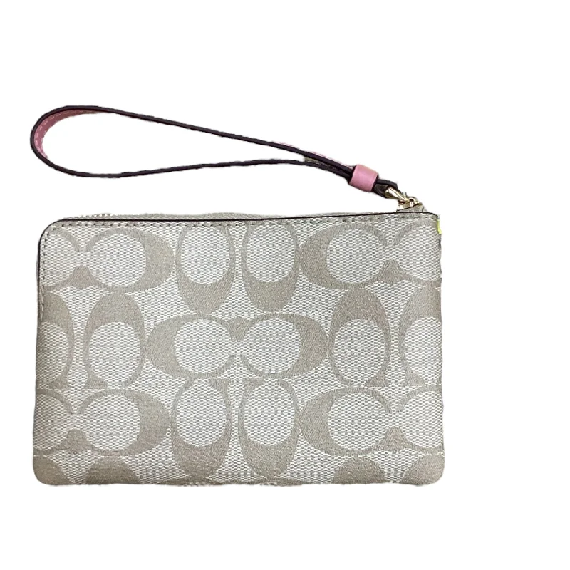 Wristlet By Coach  Size: Small