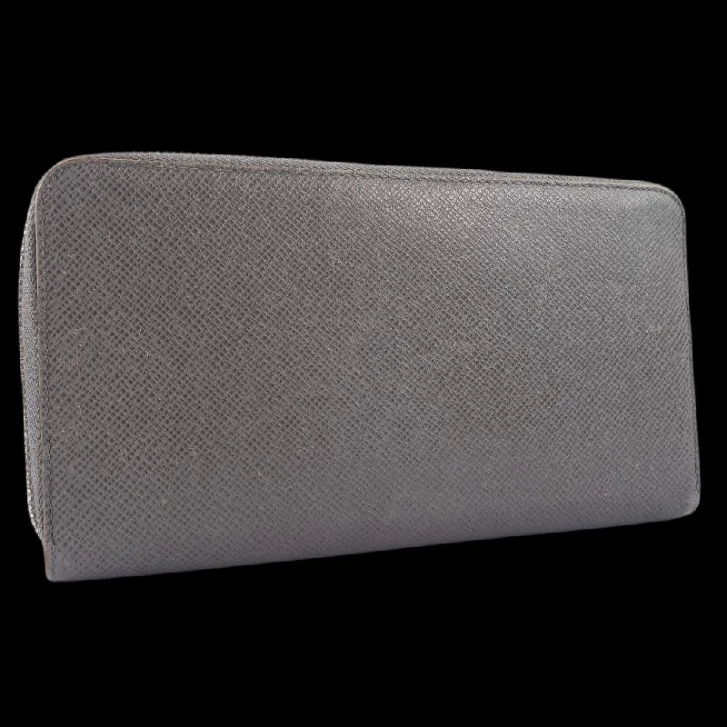 Louis Vuitton Gray Leather Zippy organizer wallet accessories