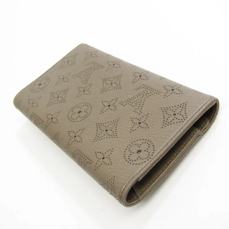 Louis Vuitton Beige Leather Mahina wallet accessories